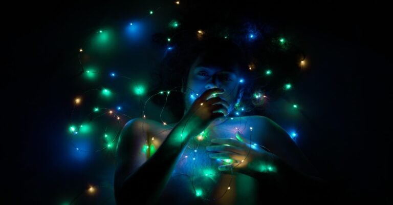 Como Organizar uma Exposição de Arte Bioluminescente