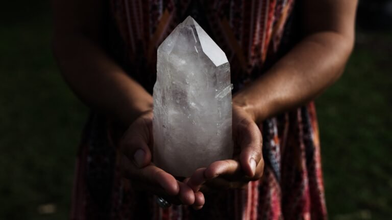 Lapidação e Modelagem Criativa com Cristais