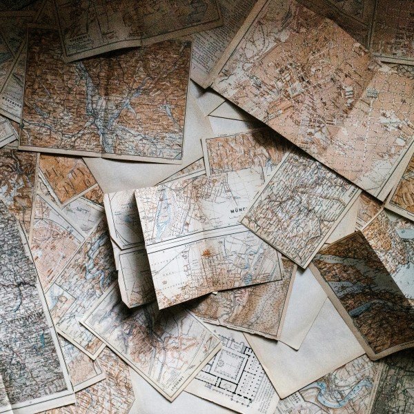 Criando Mapas com Organismos Luminosos