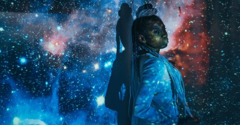 A Bioluminescência como Inspiração para Artistas Digitais