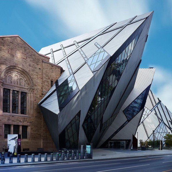 Inspirações da Cristalografia na Construção de Espaços