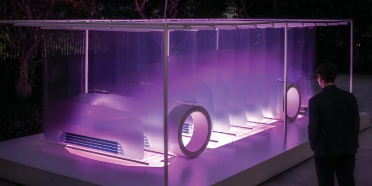 Criando Instalações Luminosas com Prismas de Cristal